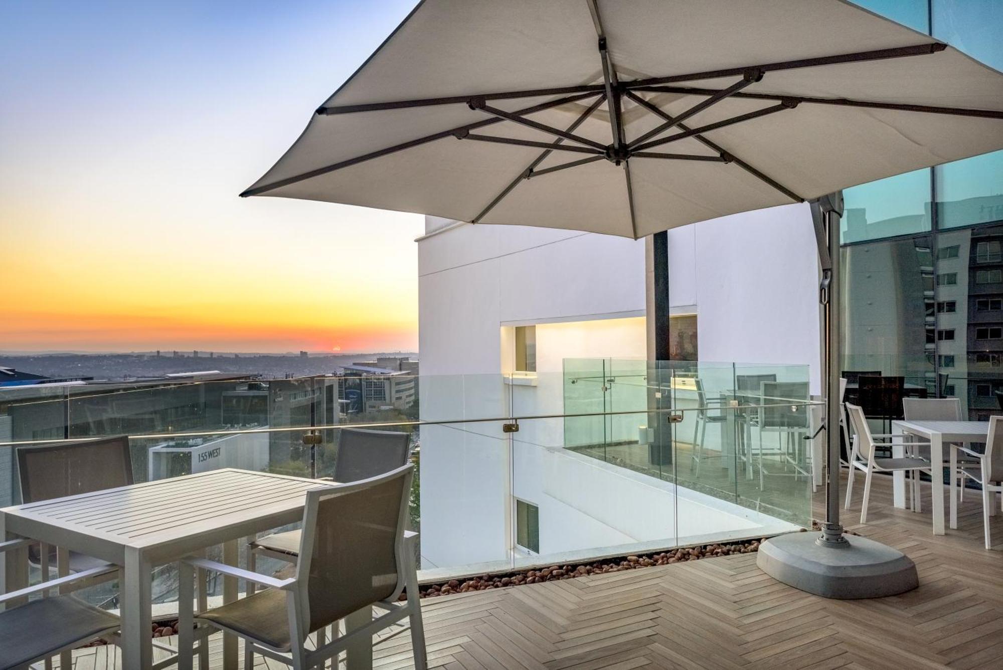 hotel-sky-sandton-johannesburg-great-prices-for-accommodation-in